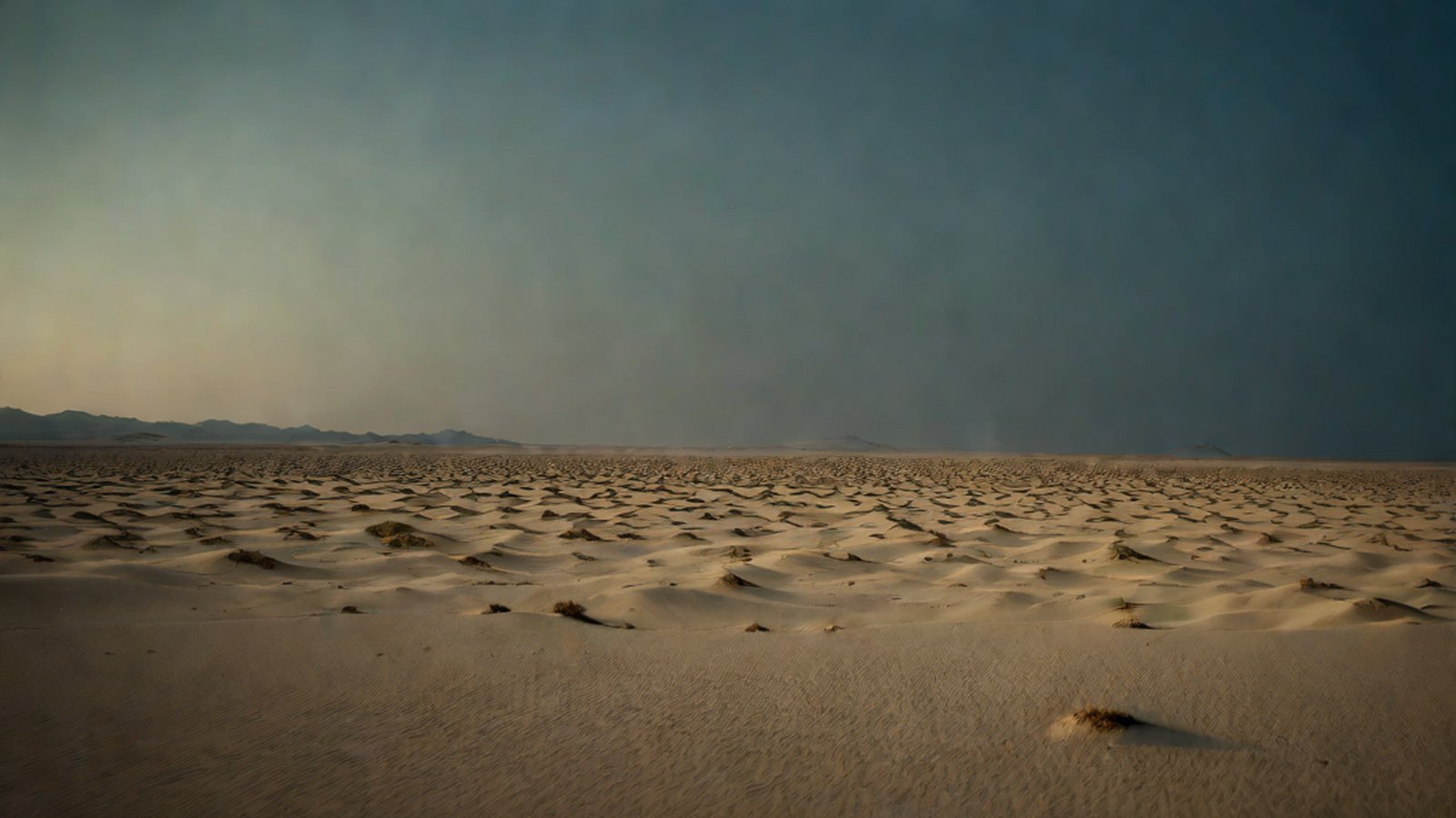 在谷歌 Gemini 界面中通过文本提示词生成的 8 秒动态电影级视频示例图